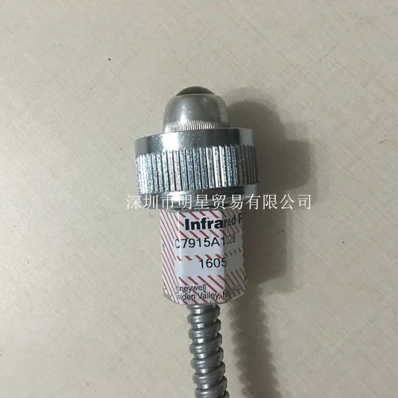 C7915A1028 Flame Detector Orig - Woodworking Usa 评论和价格